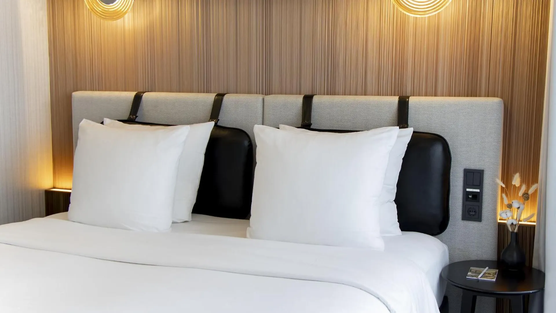 Muze Hotel Dusseldorf - Handwritten Collection 4*,  Almanya