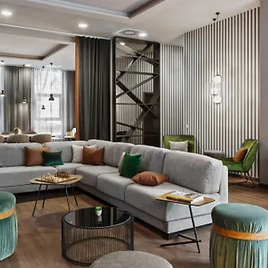 Otel By Marriott East ****