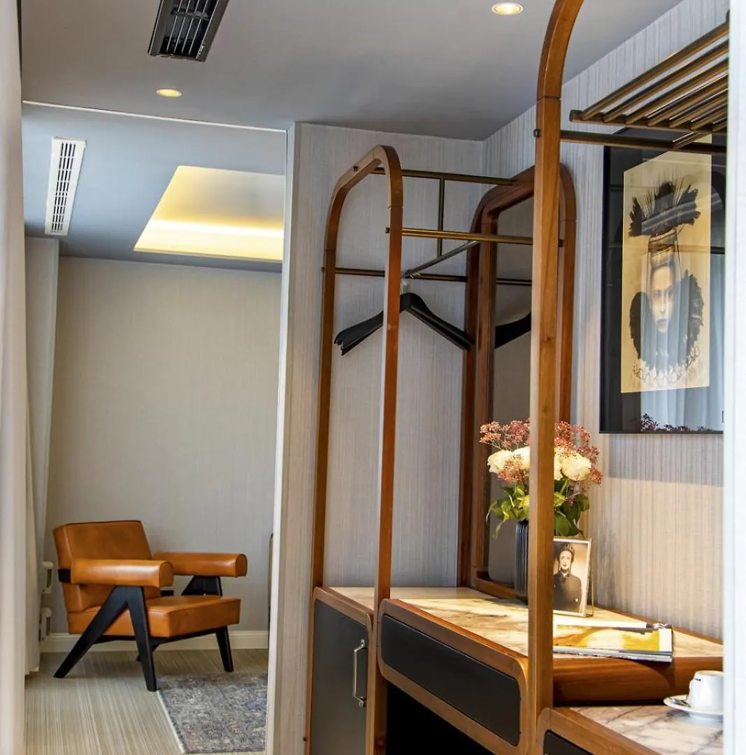 ****  Muze Hotel Dusseldorf - Handwritten Collection Niemcy
